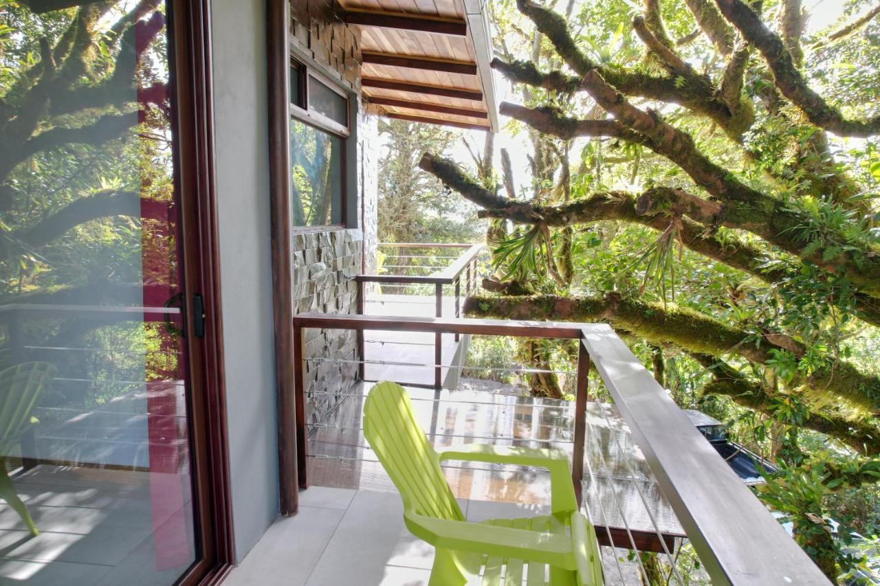 Cougar Monteverde Exterior photo